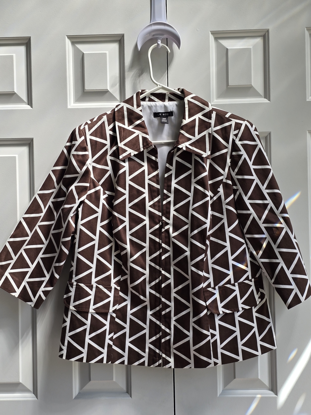Women's Brown And White Geometric Zip Jacket